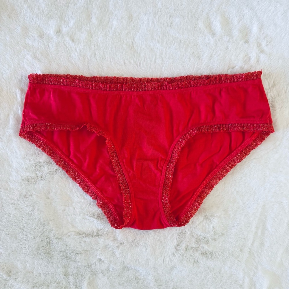 Victoria’s Secret Hot Pink Glitter Lace Trim Panty NWT